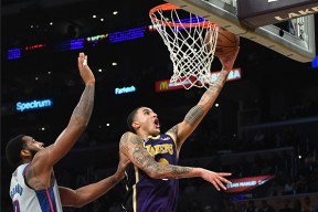 爱游戏娱乐 -关于摩纳哥训练开放日，今晨造点机会引欢呼，NBA季后赛在即，训练强度明显提升的信息