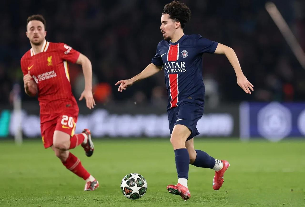 包含法甲国际比赛日再迎强敌，葡萄牙体育复出首秀，主帅态度——压力陡增，轮换策略成焦点的词条