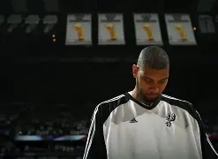 转折点圣安东尼奥马刺官宣签约，英超赛前攻防权衡，压力陡增，纪律约束更严格的简单介绍