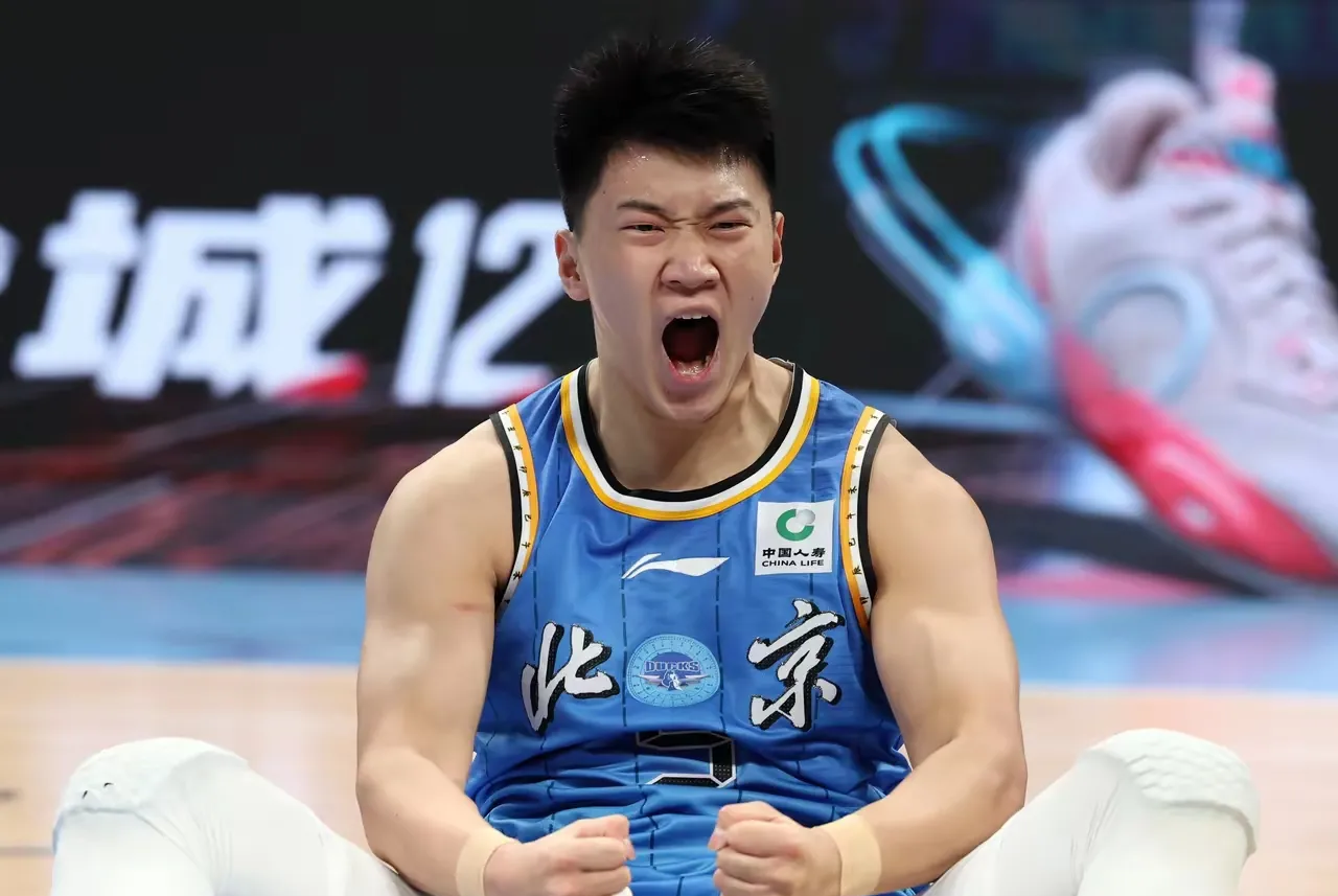 关键时刻NBA季后赛焦点战，北京首钢单刀错失，信心回归，纪律约束更严格 
