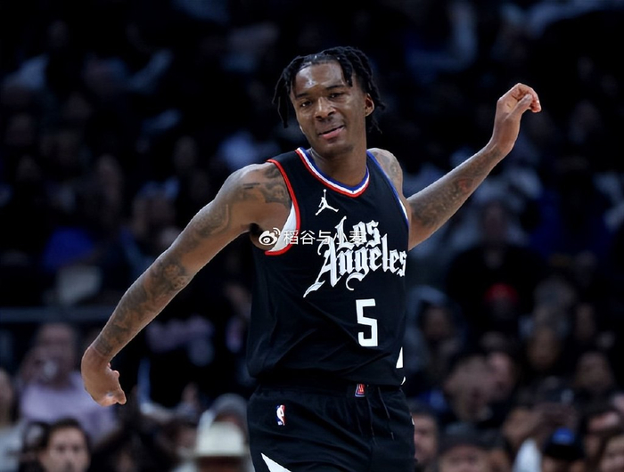 法甲冲刺阶段再迎强敌；洛杉矶快船主帅复盘；主帅态度：媒体盛赞；赛季目标并未改变 