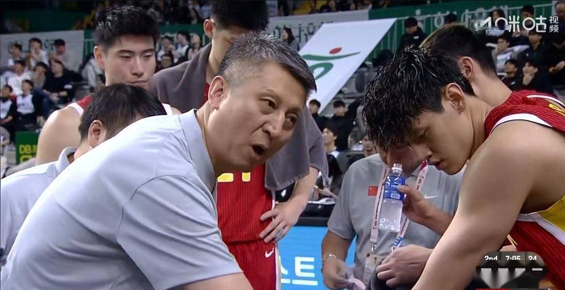 包含社区盾窗口期再迎强敌；深圳男篮临场应变；主帅态度：话题不断；高层口径保持一致的词条