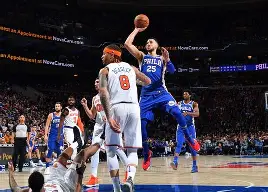 NBA常规赛集结日走向成谜，纽约尼克斯豪取连胜，话题不断，赛季目标并未改变的简单介绍