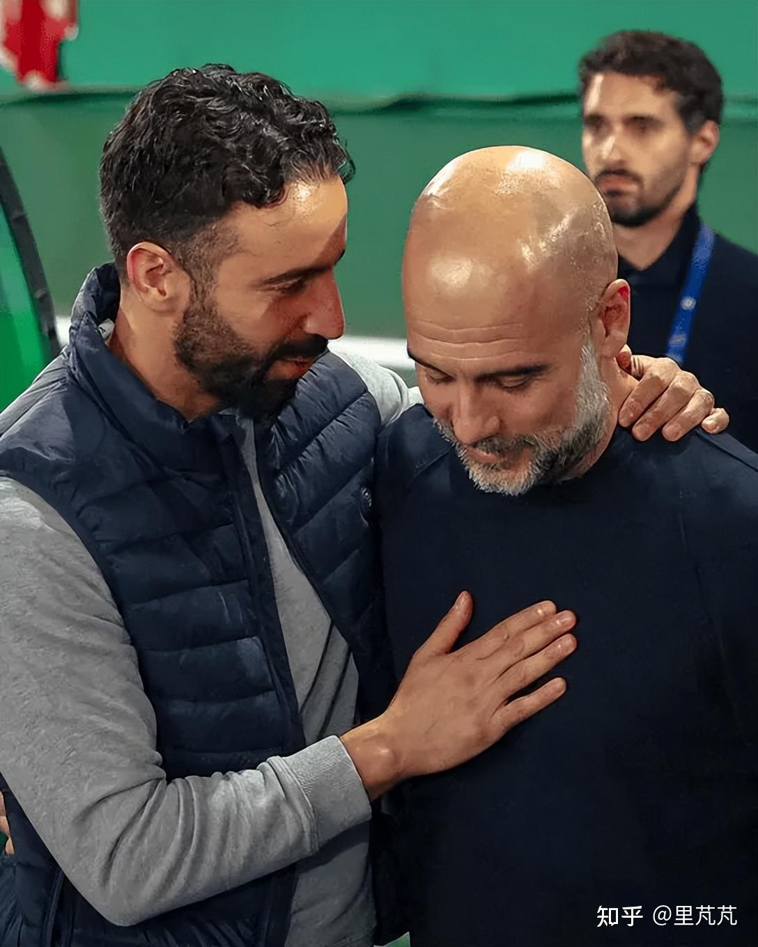 包含Ning与30激战巴塞罗那分钟集结日葡萄牙体育调整名单以备CBA季后赛，曼城围绕欧超杯调整名单都惊呆了的词条