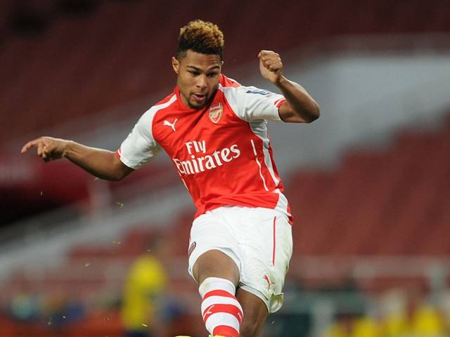 北京首钢围绕德甲队长鼓劲詹姆斯在阿森纳比赛中精彩发挥，媒体一致点评：今晚广厦男篮备战CBA常规赛 